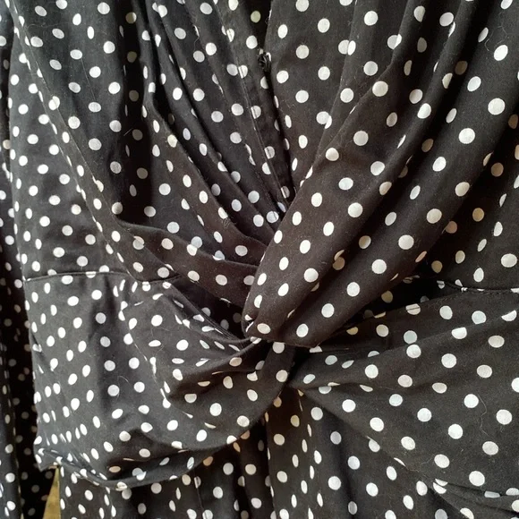 Jones New York signature Knot Front Blouse polkadot white on black size L cotton - Picture 6 of 11